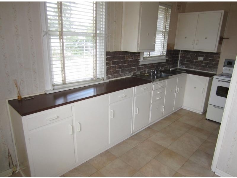 45 Hoskins Street, Goulburn NSW 2580