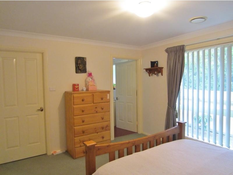 12 Joanna Place, Goulburn NSW 2580