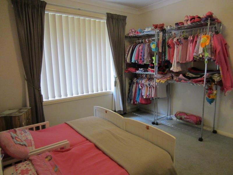 12 Joanna Place, Goulburn NSW 2580