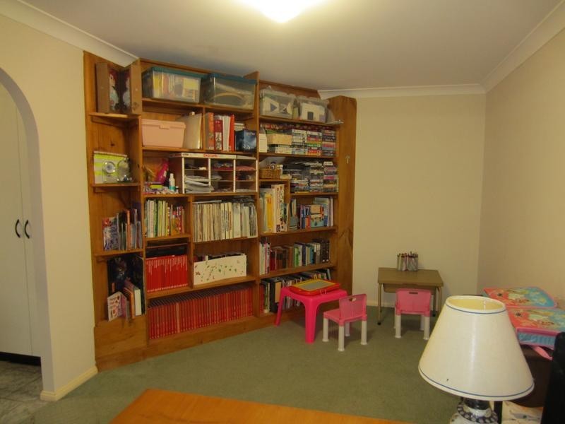 12 Joanna Place, Goulburn NSW 2580