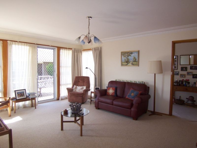 27 Hoddle Avenue, Goulburn NSW 2580