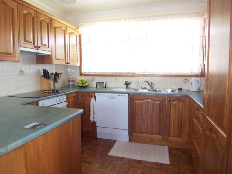 27 Hoddle Avenue, Goulburn NSW 2580