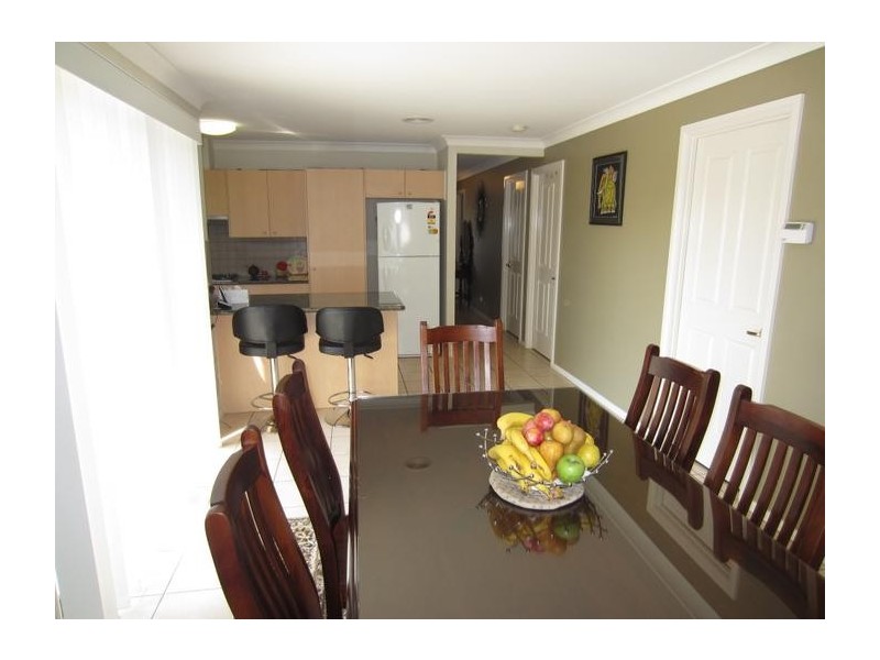 8 James Place, Goulburn NSW 2580