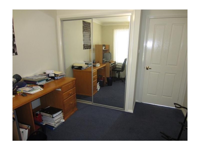 8 James Place, Goulburn NSW 2580