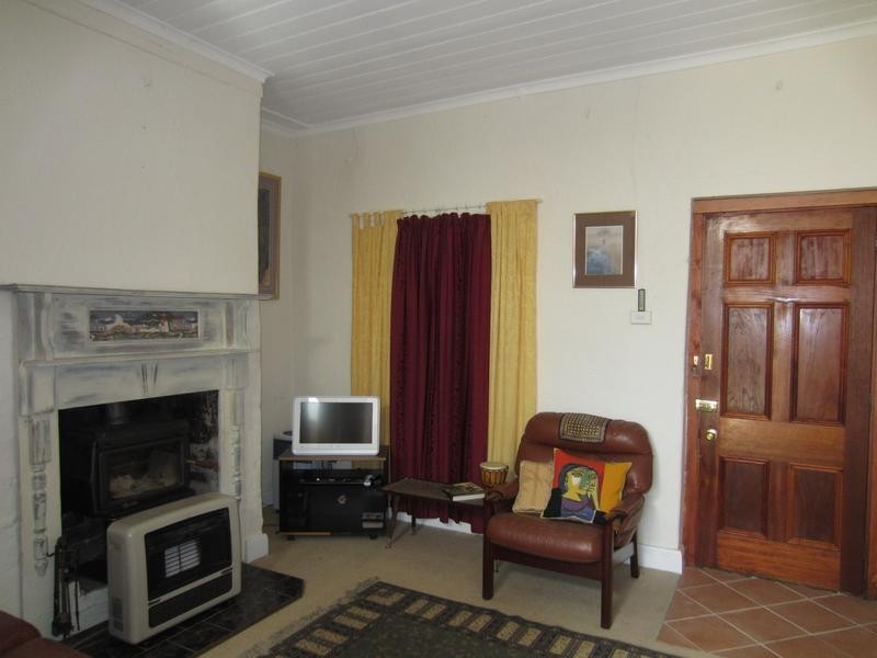 7 Addison Street, Goulburn NSW 2580