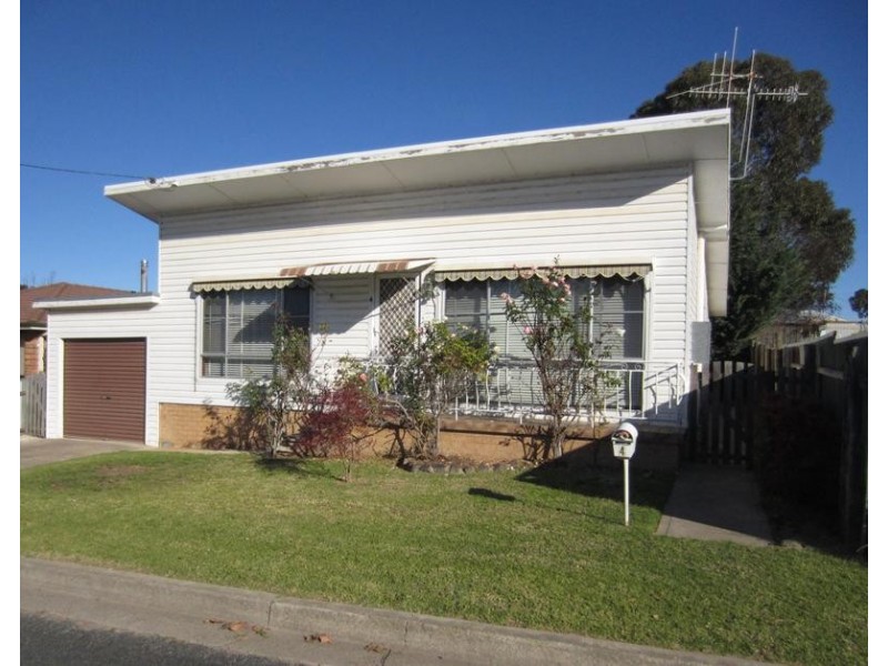 4 Betts Street, Goulburn NSW 2580