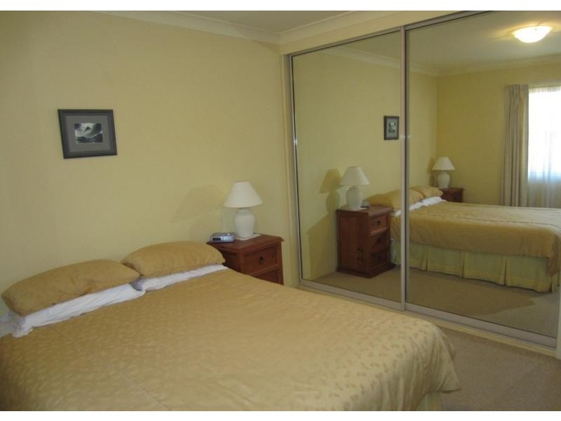 4/33 Ottiwell Street, Goulburn NSW 2580