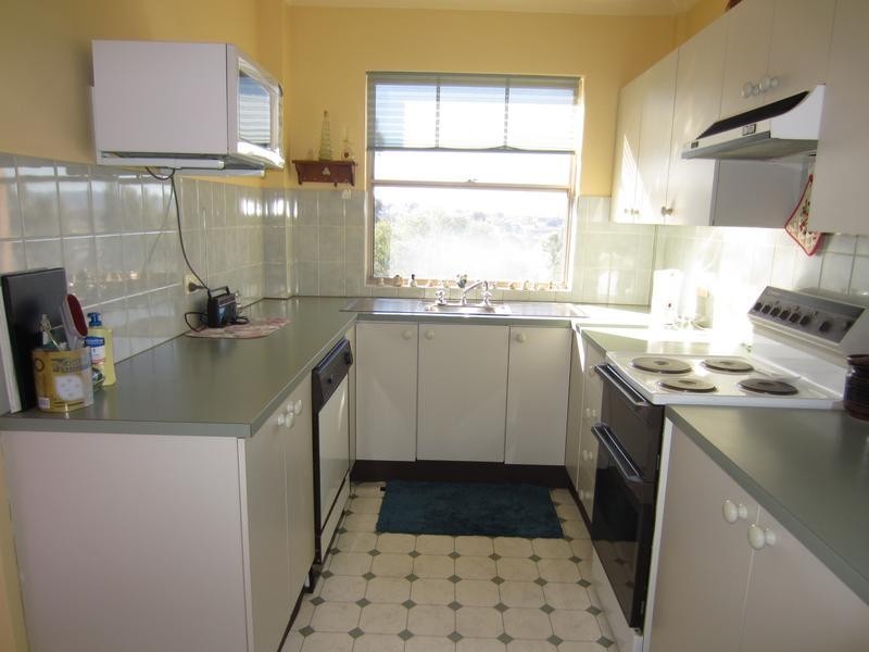 4/33 Ottiwell Street, Goulburn NSW 2580