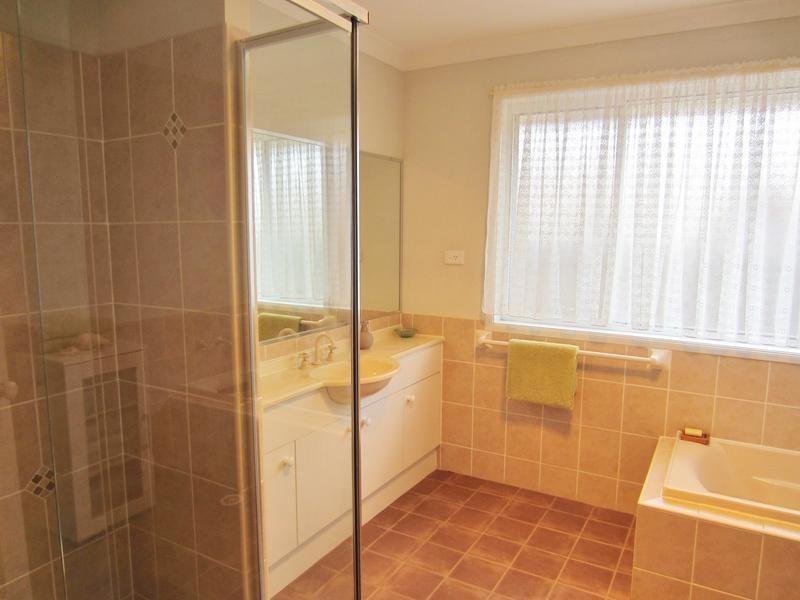 10 Clancy Place, Goulburn NSW 2580