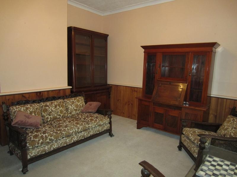 13 Fitzroy Street, Goulburn NSW 2580
