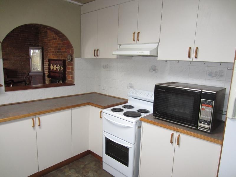 13 Fitzroy Street, Goulburn NSW 2580