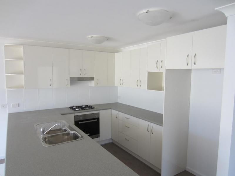 Villa 2/95 Gibson Street, Goulburn NSW 2580