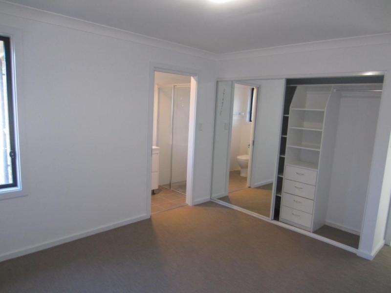 Villa 2/95 Gibson Street, Goulburn NSW 2580
