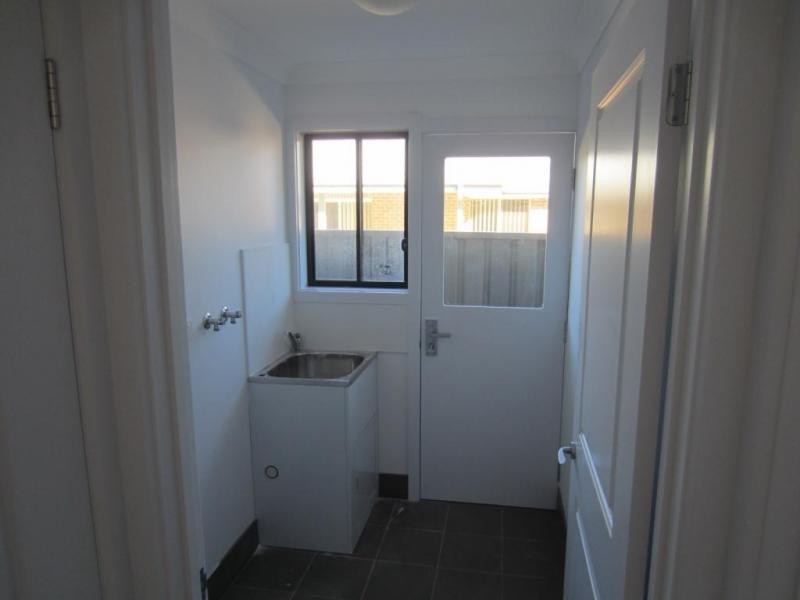 Villa 2/95 Gibson Street, Goulburn NSW 2580