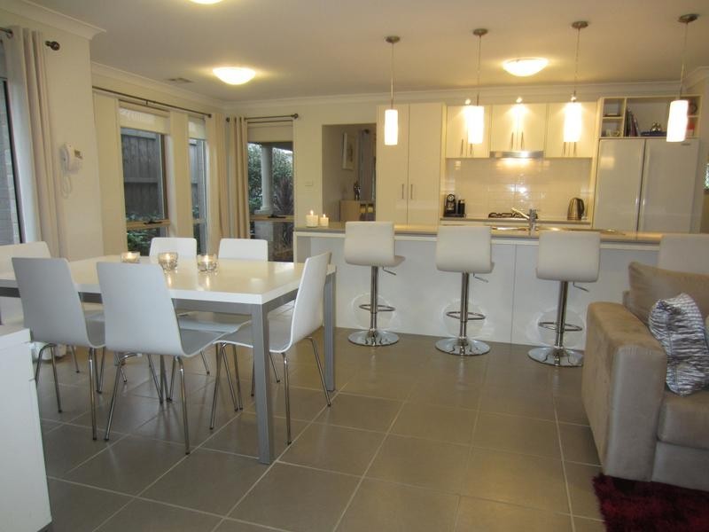 16 Brennan Drive, Goulburn NSW 2580