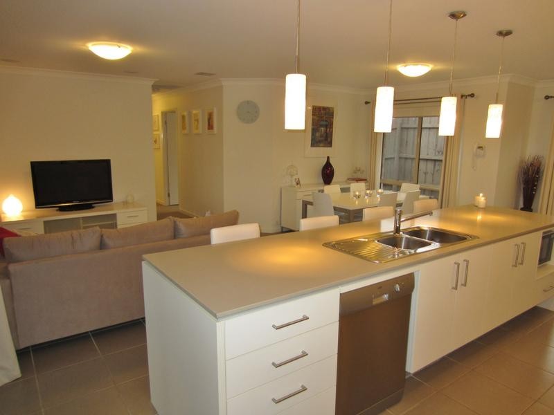 16 Brennan Drive, Goulburn NSW 2580