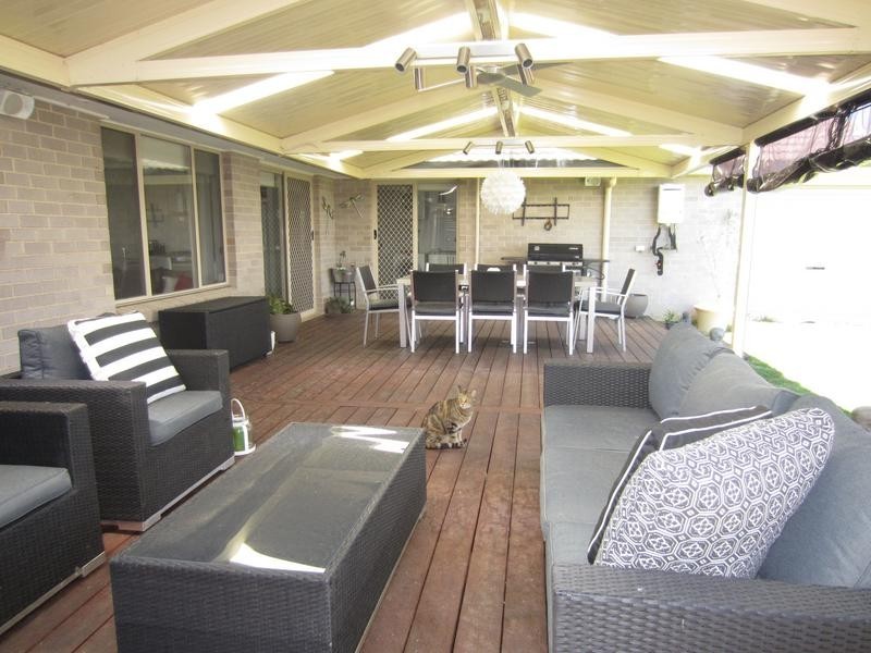 16 Brennan Drive, Goulburn NSW 2580