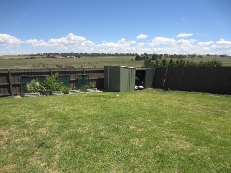 16 Brennan Drive, Goulburn NSW 2580