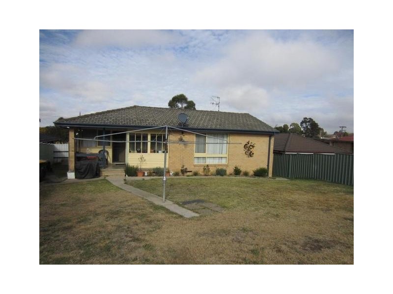 3 Howard Boulevard, Goulburn NSW 2580