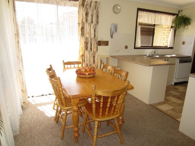 18 Ballanya Avenue, Goulburn NSW 2580