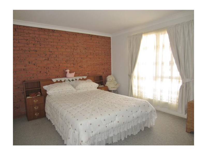 5 Parkside Place, Goulburn NSW 2580