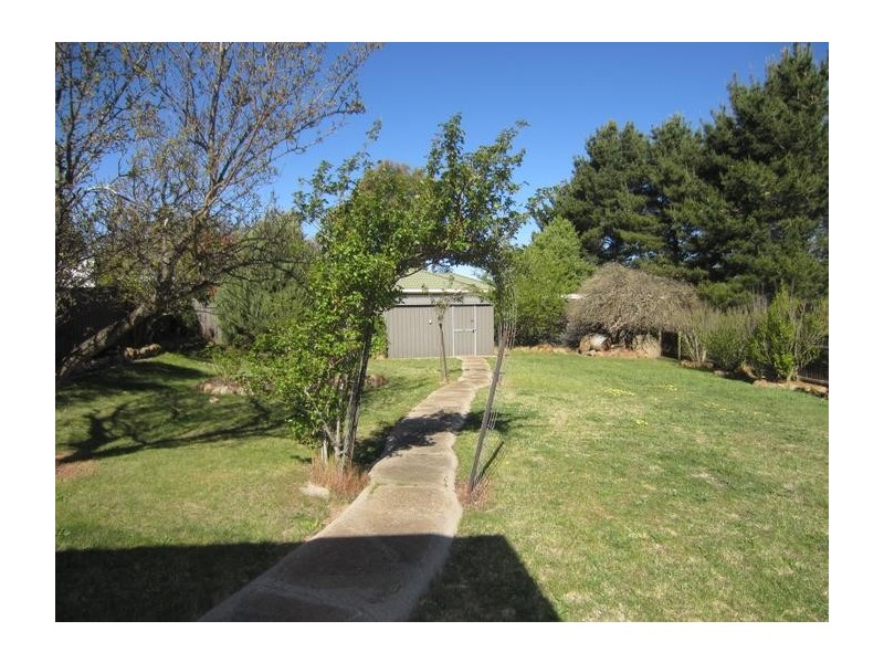 5 Parkside Place, Goulburn NSW 2580