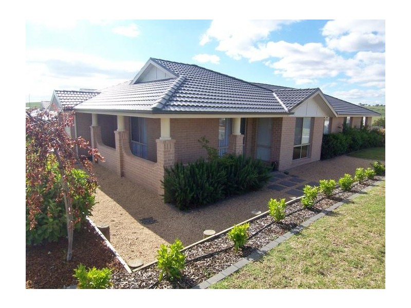 12 Brennan Drive, Goulburn NSW 2580