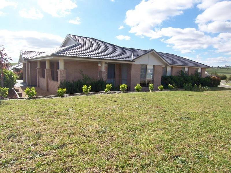 12 Brennan Drive, Goulburn NSW 2580