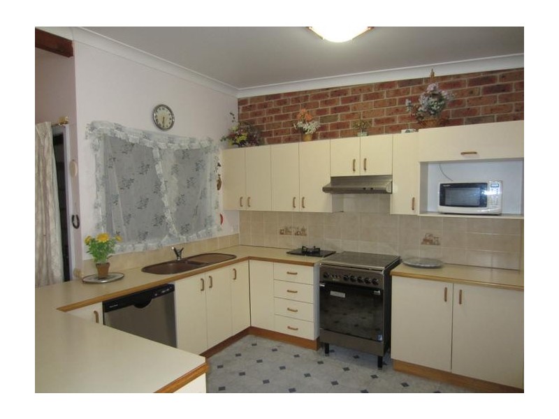 142 Bourke Street, Goulburn NSW 2580