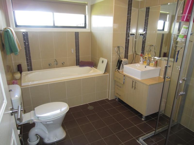 16 Wright Place, Goulburn NSW 2580