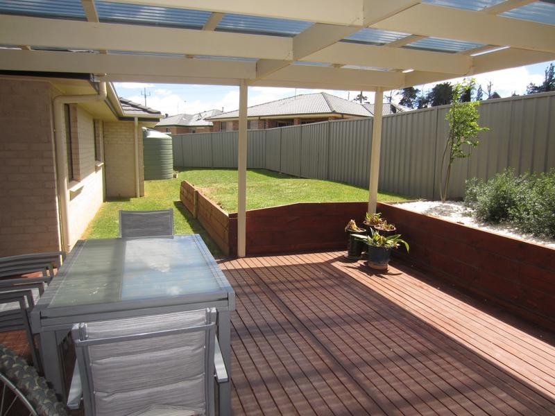16 Wright Place, Goulburn NSW 2580