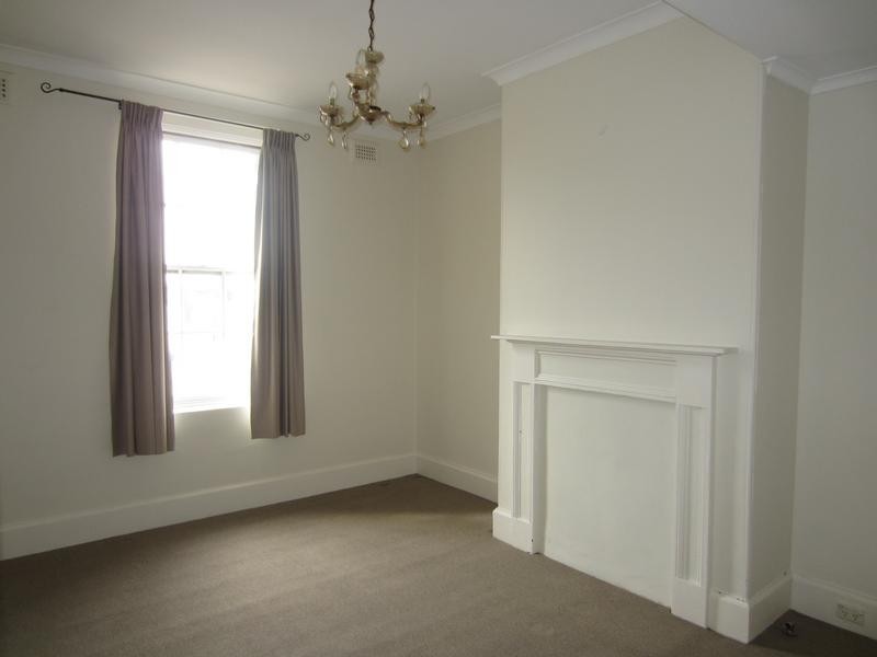 184 Sloane Street, Goulburn NSW 2580