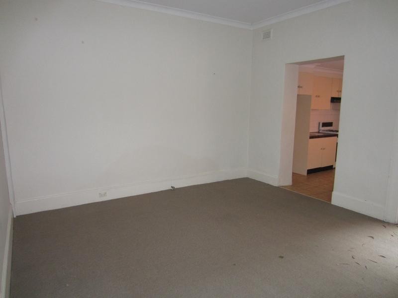 184 Sloane Street, Goulburn NSW 2580