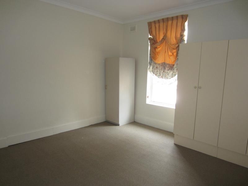 184 Sloane Street, Goulburn NSW 2580