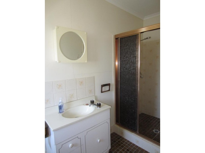 2 Dewhirst Street, Goulburn NSW 2580