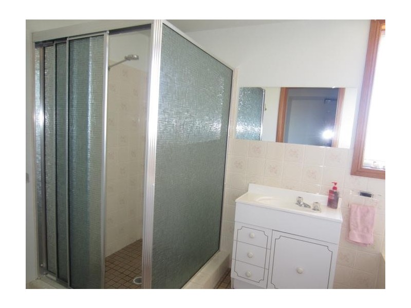 2 Dewhirst Street, Goulburn NSW 2580