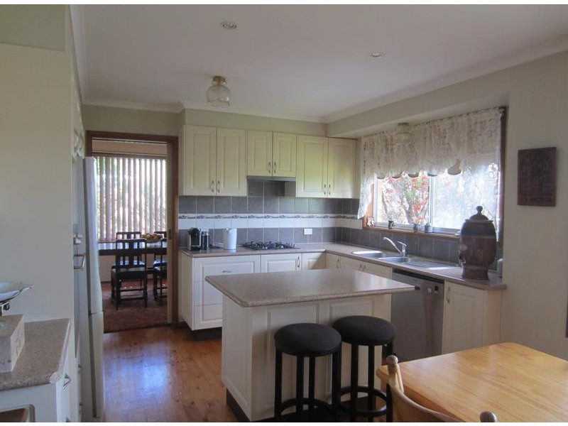 14 Ballanya Avenue, Goulburn NSW 2580