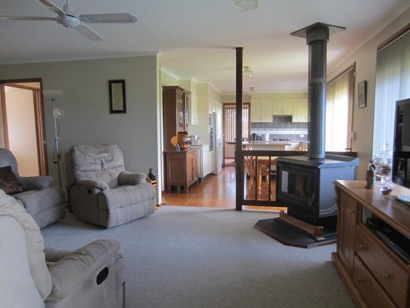 14 Ballanya Avenue, Goulburn NSW 2580