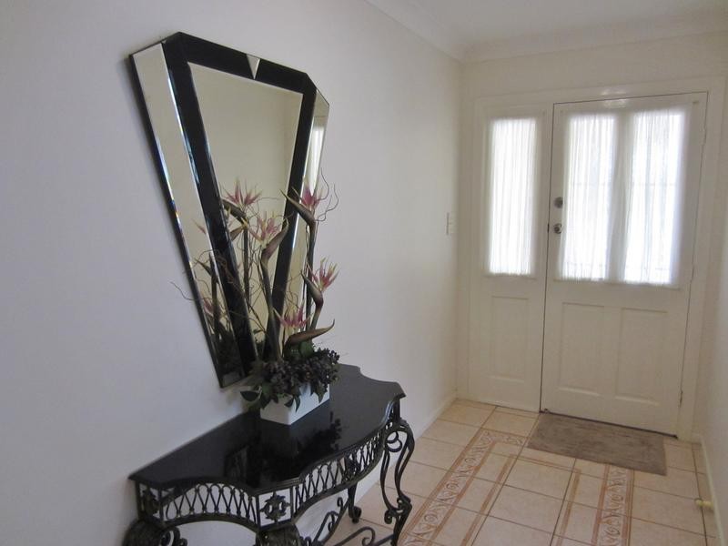 5 Oakwood Avenue, Goulburn NSW 2580