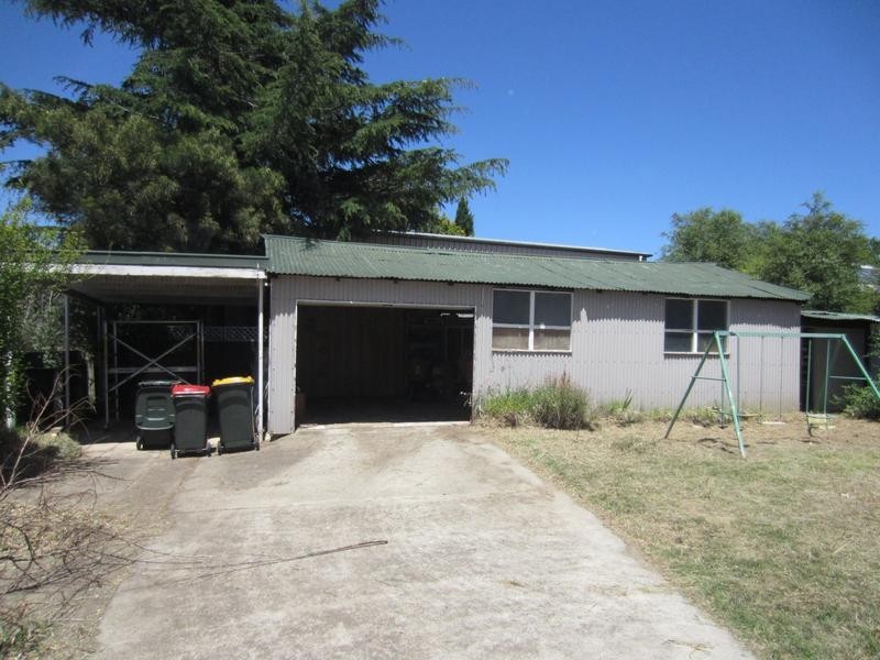 192 Clinton Street, Goulburn NSW 2580