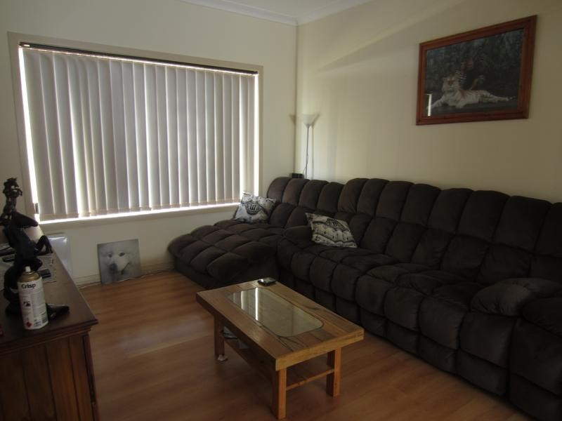 166 Clinton Street, Goulburn NSW 2580