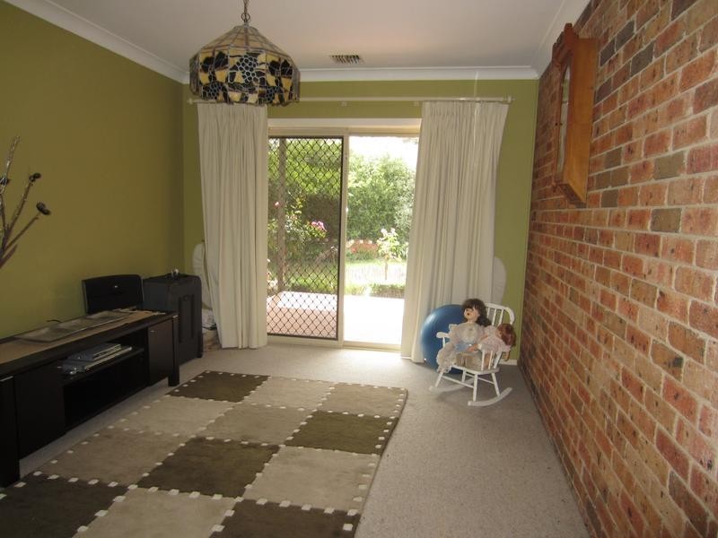 49 Chantilly Court, Goulburn NSW 2580