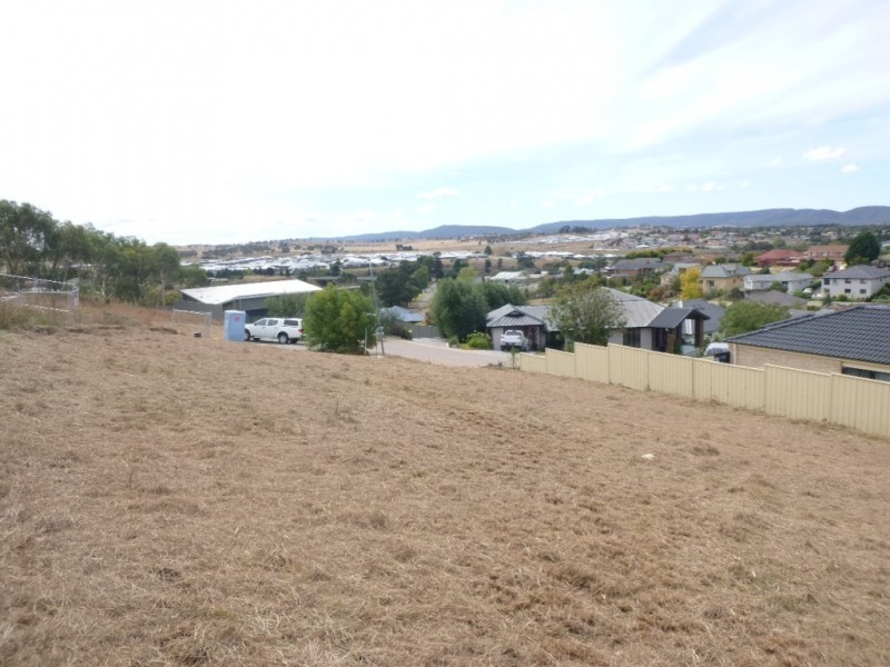 4 Thomas Place, Goulburn NSW 2580