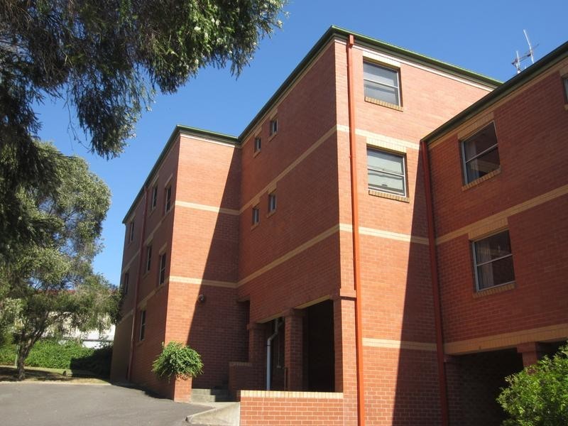 3/33 Ottiwell Street, Goulburn NSW 2580