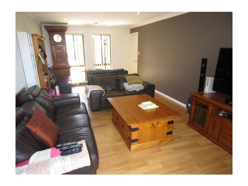 16 Wright Place, Goulburn NSW 2580