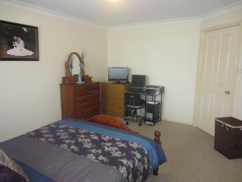 11 Amber Court, Goulburn NSW 2580