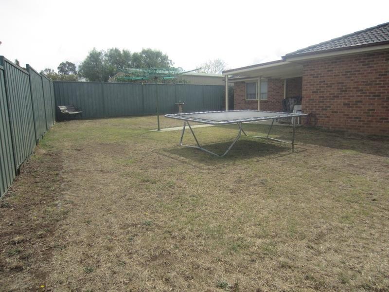 11 Amber Court, Goulburn NSW 2580