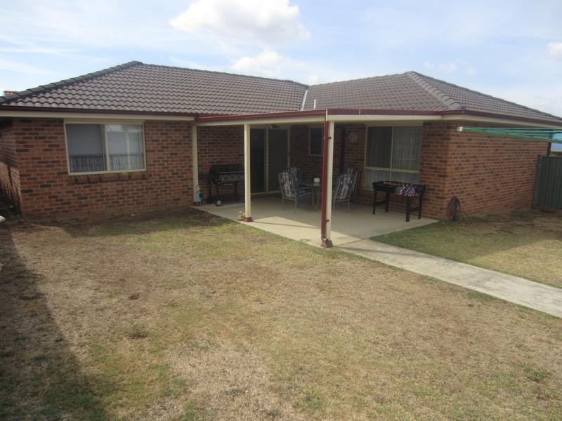 11 Amber Court, Goulburn NSW 2580