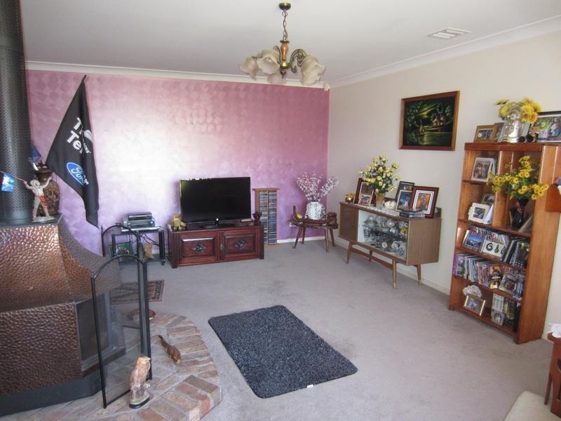 22 Endeavour Avenue, Goulburn NSW 2580