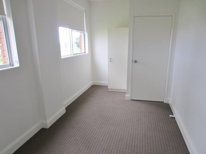 1/8 Ben Street, Goulburn NSW 2580